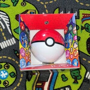 Nintendo Pokémon Puzzle with Red and White Poké Ball